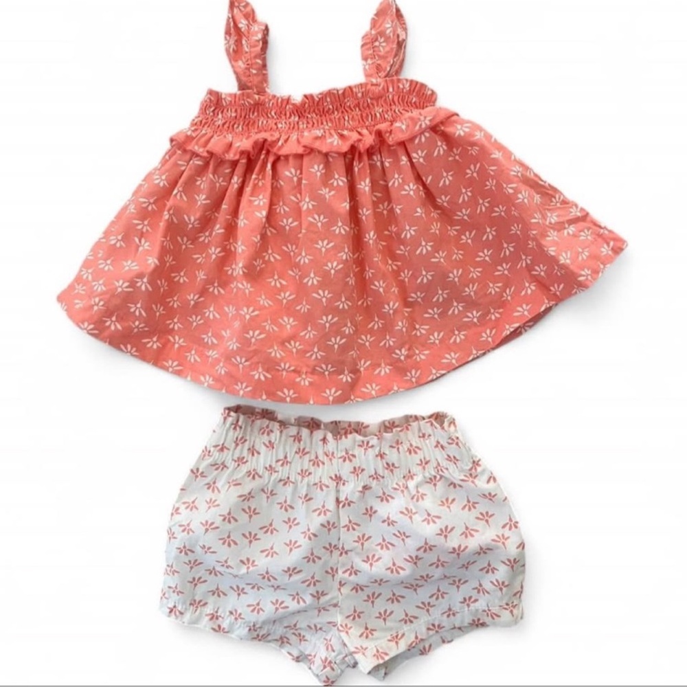 Carters outfits (2) floral Pink Baby with Headband 3 months. Top and bloomers - Picture 2 of 2